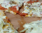 Foto del paso 19 de la receta: Pizza (SIN HORNO) fácil y tentadora!