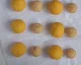 A picture of step 3 of Stuffed Mango laddoo.