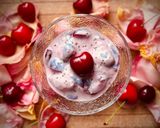 Hình bước làm 4 của món 💚 Cherry Đỏ Dằm Yoghurt & Hạt Chia