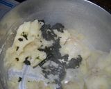 Foto del paso 3 de la receta: Bife a la chapa, huevo, puré de papa con espinaca