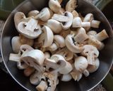 Foto del paso 3 de la receta: Potaje de champiñones con cebolla a cocción lenta