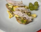 Foto del paso 4 de la receta: La tostada de desayuno que te cambia las mañanas