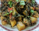 A picture of step 4 of Palak Aloo ki Sabji.