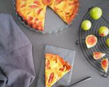 Une image de l'étape 2 de Clafoutis crémeux aux figues.