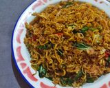 Foto langkah ke 6 dari resep Nasi Goreng Mawut (Magelangan).