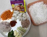 Gambar langkah 1 resipi Nasi Goreng Tomyam Mudah dan Sedap!.