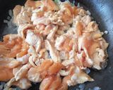 Foto del paso 1 de la receta: Pollo con acelgas y queso oaxaca