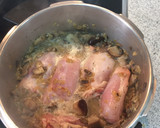 Foto del paso 6 de la receta: Pollo a la cerveza con setas
