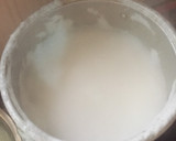 A picture of step 1 of Coconut Pap(Akamu).