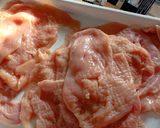 Aszalt gyümölcsös, baconbe tekert csirkemell recept fázis 4 fotója