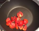 รูปขั้นตอนการทำที่ 2 ของ มะเขือเทศผัดไข่ (มังสวิรัติ)