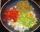 Foto del paso 3 de la receta: Tortilla de espárragos en conserva