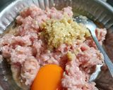 Foto langkah ke 2 dari resep Spam/Luncheon Ayam Goreng Telor.