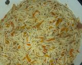 A picture of step 3 of Carrot rice and shredded beef sauce.