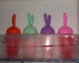 A picture of step 5 of Jam-e-shirin popcicles and malai popcicles.