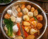 Foto langkah ke 9 dari resep Steamboat Homemade Kuah Tomyum.