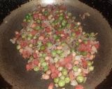 A picture of step 4 of Vegetable upma.