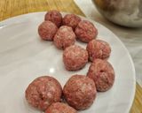Kötbullar, avagy a híres svéd húsgombóc recept fázis 3 fotója