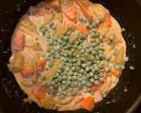 Une image de l'étape 2 de Curry de crevettes au lait de coco 🇹🇭.
