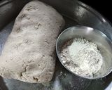 A picture of step 4 of Jowar Roti /Bhakri.