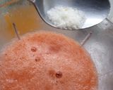 Foto del paso 2 de la receta: Licuado de frutilla! Riquísimo!