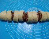 Foto langkah ke 5 dari resep Cinnamon Roll & Coklat kacang Roll.