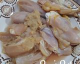A picture of step 1 of Natu Kodi Iguru/Country Chicken Curry.