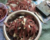 Hình bước làm 1 của món Gỏi cá trích