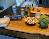Foto del paso 1 de la receta: Spaghetti N5 con salsa cremosa de queso y brócoli