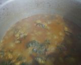 A picture of step 6 of Palak chicken with boiled rice.