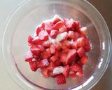 Foto del passaggio 2 della ricetta Fragolata in 2 consistenze 🌷