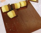 Foto langkah ke 10 dari resep Mini Blackforest moka roll cake.