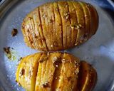 A picture of step 3 of Cheesy Baked potato.