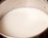 Hình bước làm 2 của món Bánh flan - thơm, béo