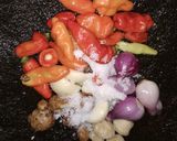 Foto langkah ke 3 dari resep 5. Ceker Mercon "SEUHAH".