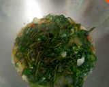 Foto langkah ke 3 dari resep Tumis kangkung.