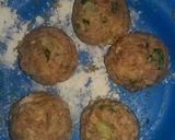 A picture of step 3 of Meatballs in pizzaiola sauce.