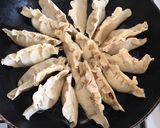 Gyozas - Japanische Teigtaschen 🥟 Rezeptschritt 7 Foto
