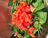 A picture of step 2 of Simple spinach salad.