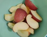 A picture of step 8 of Apple pork ribs soup.