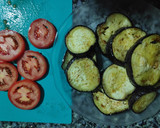 Foto del paso 1 de la receta: Berenjena, tomate y queso a la sartén