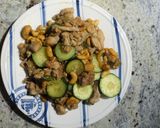 A picture of step 6 of Cashew Chicken with zucchini.