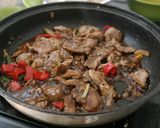 Foto langkah ke 5 dari resep Sapi Lada Hitam (Beef Blackpepper).