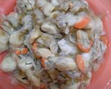 Foto langkah ke 1 dari resep Oseng Kerang Laut (Gedebeng).