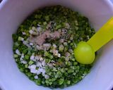 Foto del paso 1 de la receta: Caracolas de pan de ajetes
