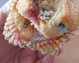 Foto del paso 2 de la receta: Muffin con chispas chocolatosas de colores