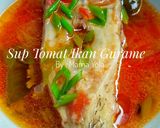 Foto langkah ke 5 dari resep Sup Tomat Ikan Gurame (MPASI 1 Tahun +).