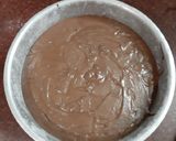 A picture of step 7 of Halloween themed Chocolate cake (pops).
