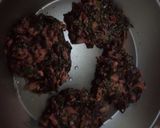 Foto del paso 4 de la receta: Bocaditos de hojas de remolacha con harina de garbanzos