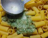 Spenótos Rigatoni - sajtos recept fázis 2 fotója